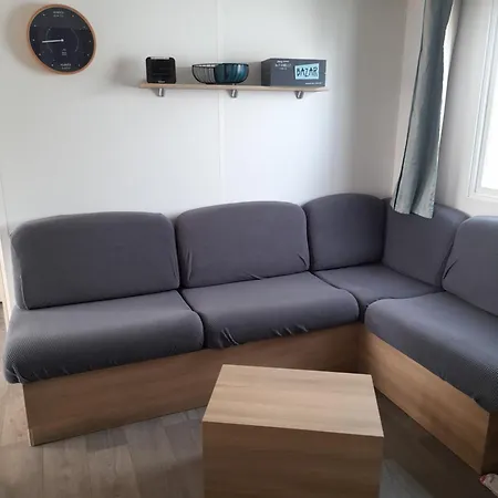 Mobile Avec Piscine Dans Calme Proche Campeggio